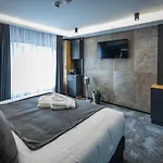 4 Evszak Erdeihotel**** - 호텔