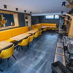 호텔 4 Evszak Erdeihotel**** - 4*