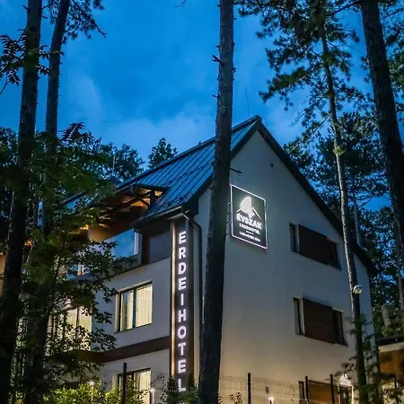 מלון 4 Evszak Erdeihotel**** -