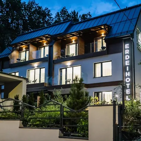 4 Evszak Erdeihotel**** -