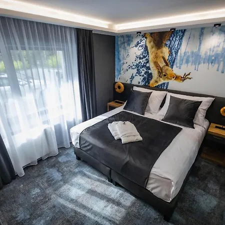 4 Evszak Erdeihotel**** - 4* מטרפורד