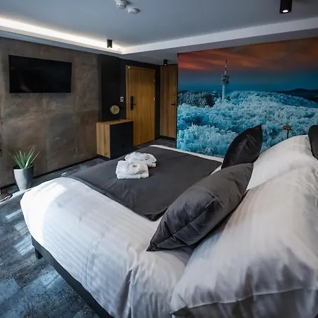 4 Evszak Erdeihotel**** -