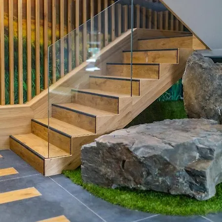 4 Evszak Erdeihotel**** - 4* מטרפורד