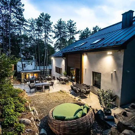 4 Evszak Erdeihotel**** - מטרפורד