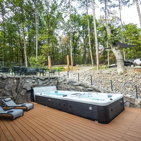 4 Evszak Erdeihotel**** - 4*