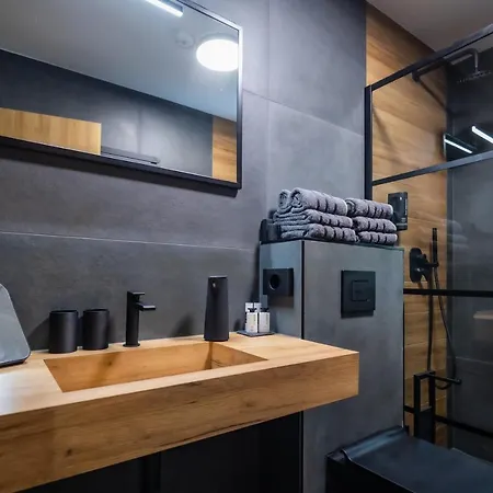 4 Evszak Erdeihotel**** -