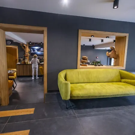 מלון 4 Evszak Erdeihotel**** - מטרפורד